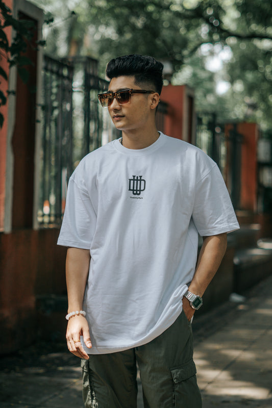 A Guide to Shirt and T-Shirt Sleeves for Every Man